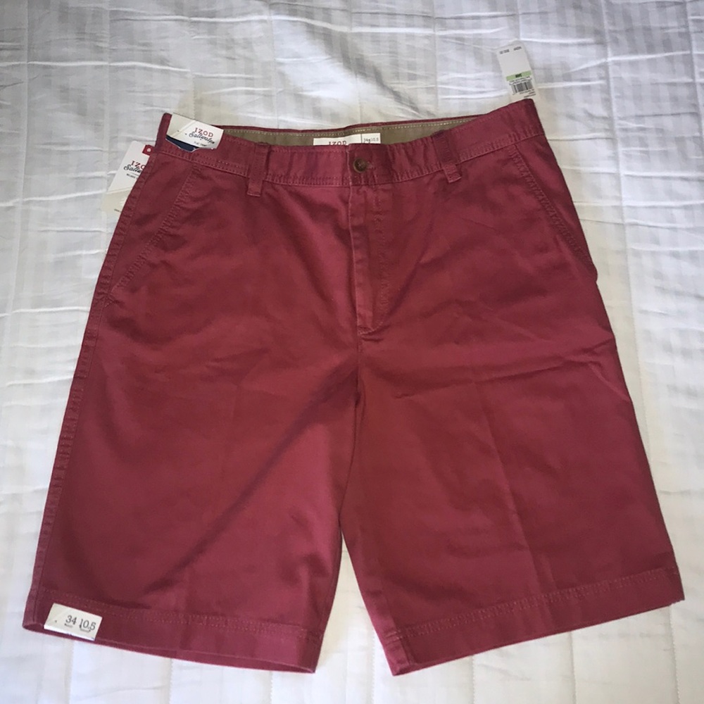 Izod khaki shorts. Waste size:34 and 10.5” inseam